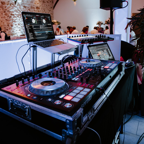 yan-berthemy-63CxrwDVeWE-unsplash